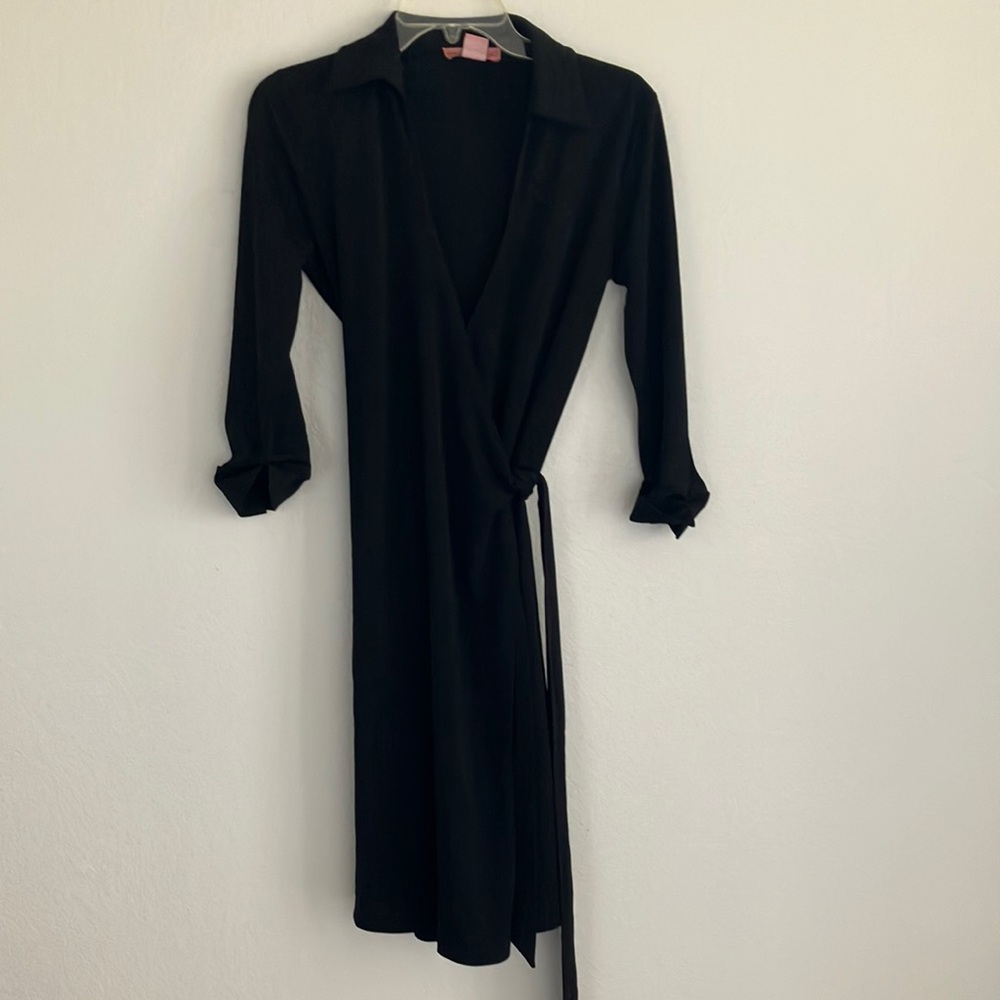 FINAL MARKDOWN Bandolino wrap dress small